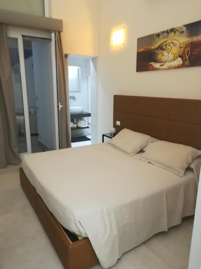 Y Arcillos Luxury Rooms Cin Ito75O35B4Ooo468O2 Lecce Kültér fotó