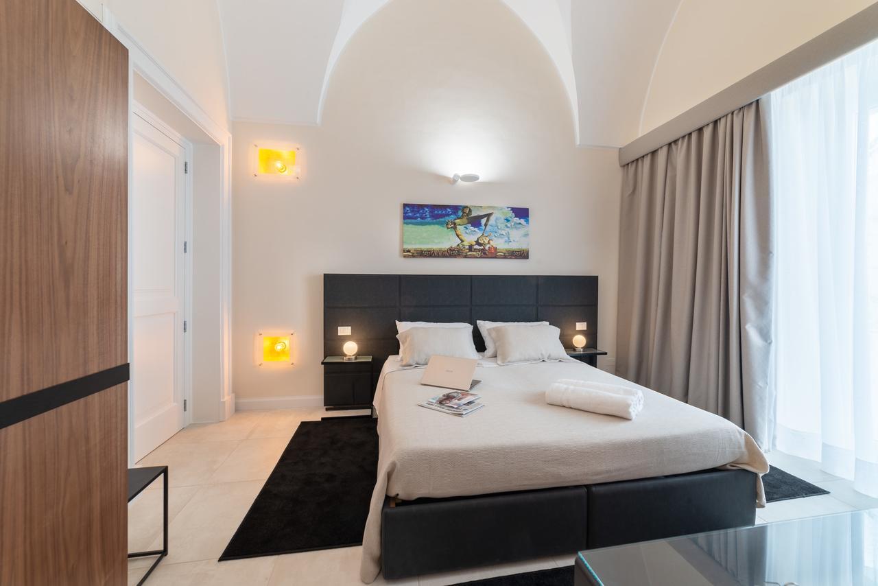 Y Arcillos Luxury Rooms Cin Ito75O35B4Ooo468O2 Lecce Kültér fotó