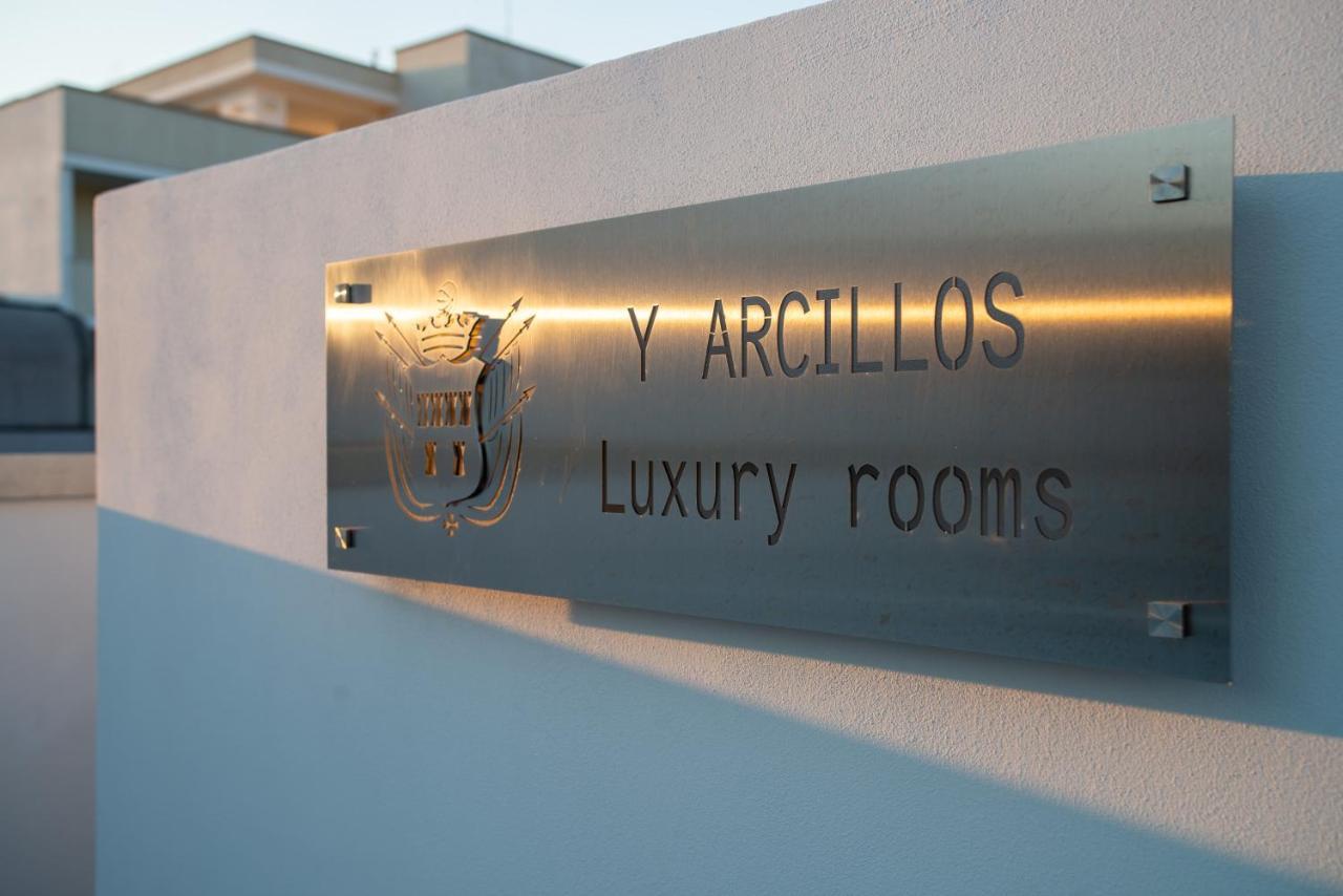 Y Arcillos Luxury Rooms Cin Ito75O35B4Ooo468O2 Lecce Kültér fotó